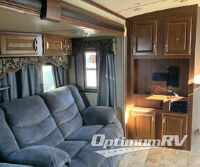 2014 Keystone Cougar X-Lite 31SQB RV Photo 4