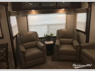 2018 Prime Time Crusader LITE 28RL RV Photo 3