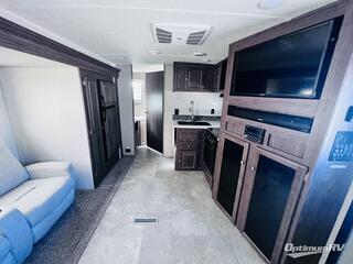 2019 Forest River Rockwood Ultra Lite 2612WS RV Photo 2