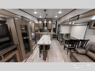 2020 Coachmen Chaparral 336TSIK RV Photo 2