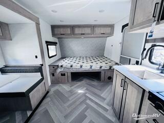 2025 Ember E-Series 19ETS RV Photo 2