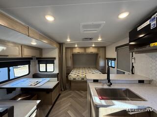 2025 Ember E-Series 22ETS RV Photo 4