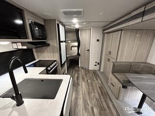 2022 Keystone Passport SL 221BH RV Photo 2