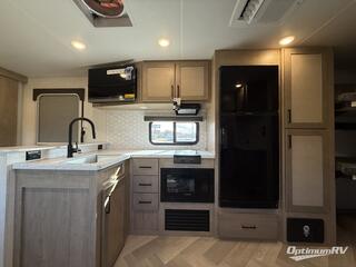 2025 Ember E-Series 26ETS RV Photo 2