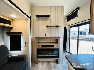 2025 Palomino Puma Destination 429LFT RV Photo 2