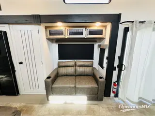 2025 Palomino Puma Destination 403LFT RV Photo 3