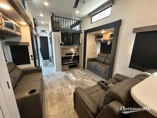 2025 Palomino Puma Destination 403LFT RV Photo 2