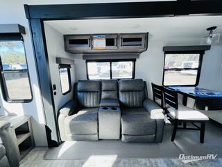 2025 Palomino Puma Destination 402LFT RV Photo 2