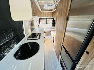 2017 Airstream Tommy Bahama Interstate Grand Tour RV Photo 3