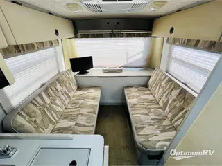 2002 Winnebago Rialta 22QD RV Floorplan Photo