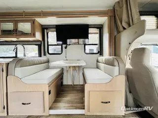 2020 Thor Four Winds 31WV RV Photo 2