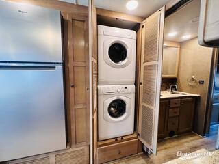 2018 Thor Windsport 34P RV Photo 3