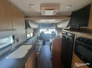 2014 Winnebago Trend 23B RV Photo 2