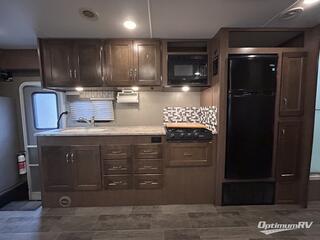 2019 Winnebago Outlook 31N RV Photo 2