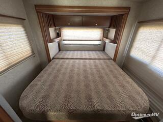 2010 Winnebago View 24K RV Photo 4