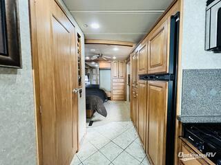 2011 Winnebago Adventurer 35P RV Photo 3