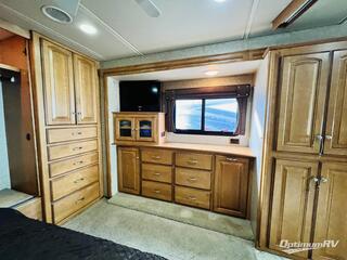 2011 Winnebago Adventurer 35P RV Photo 4