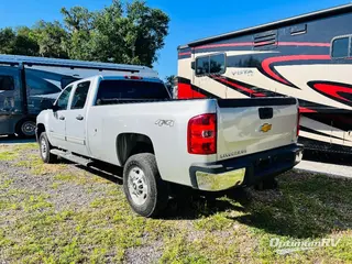 2014 Chevrolet Silverado 2500HD RV Photo 3