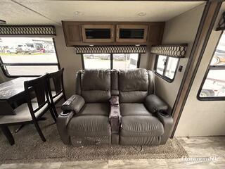 2021 Coachmen Chaparral Lite 30RLS RV Photo 4