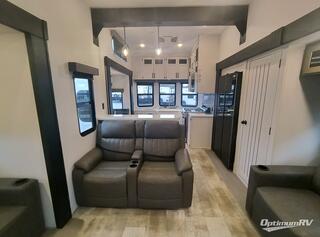 2025 Palomino Puma Destination 403LFT RV Photo 2