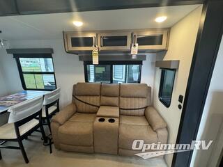 2025 Palomino Puma Destination 429LFT RV Photo 3