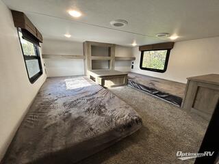 2025 Palomino Puma Destination 429LFT RV Photo 4