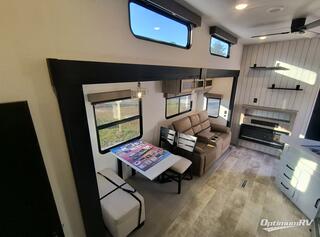 2025 Palomino Puma Destination 429LFT RV Photo 2