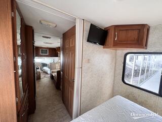 2004 Four Winds Dutchmen 30 RV Floorplan Photo