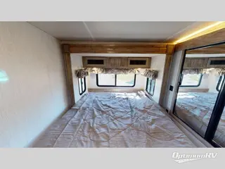 2021 Palomino SolAire Ultra Lite 304RKDS RV Photo 4