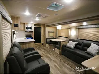 2022 Coachmen Catalina Legacy 283RKS RV Photo 4