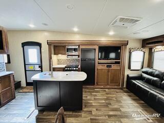 2018 Starcraft Solstice Super Lite 28TSI RV Photo 2