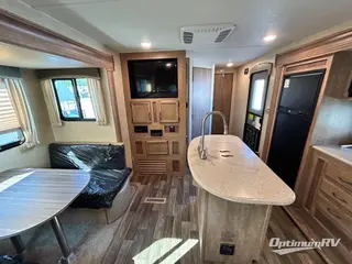 2017 Starcraft Launch Grand Touring 265RLDS RV Photo 2