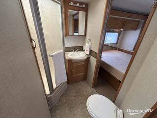 2008 Fleetwood Terra LX 31M RV Photo 4