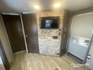 2019 Forest River Cherokee 304BH RV Photo 3
