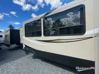 2018 Keystone Cougar Half-Ton Series 33SAB RV Photo 2