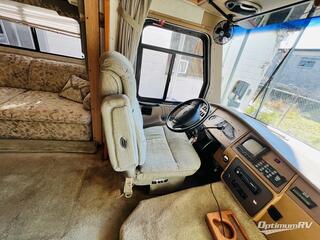 2000 Georgie Boy Cruise Master 3501 RV Photo 2