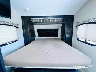 2018 Venture Sonic Lite 169VBH RV Photo 4