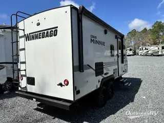 2022 Winnebago Towables Micro Minnie FLX 2100BH RV Photo 2