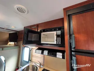 2015 Forest River Sunseeker LE 2250SLE Ford RV Photo 4