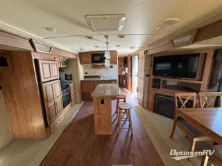 2015 Forest River Rockwood Signature Ultra Lite 8329SS RV Photo 3