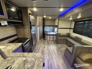 2021 CrossRoads Zinger 270BH RV Photo 2