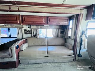 2005 Fleetwood Expedition 38N RV Photo 2