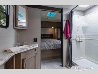 2019 Grand Design Transcend 32BHS RV Photo 4