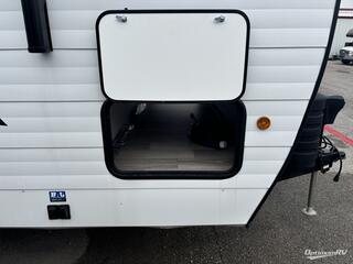 2025 Winnebago Access 25ML RV Photo 4