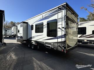 2019 Keystone Fuzion 373 RV Photo 2