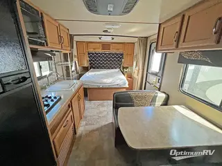 2016 CrossRoads Sunset Trail Ultra Lite 221BH RV Photo 3