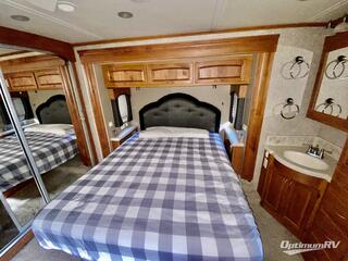 2009 Holiday Rambler Endeavor 38 PDQ RV Photo 4