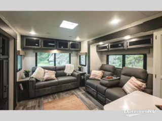 2025 Venture SportTrek Touring Edition STT343VIK RV Photo 3