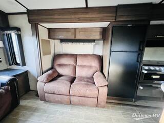 2020 Keystone Laredo 330RL RV Photo 2