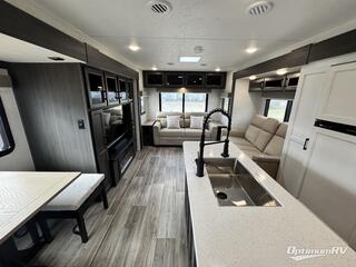 2025 Venture SportTrek Touring Edition 343VIK RV Photo 2